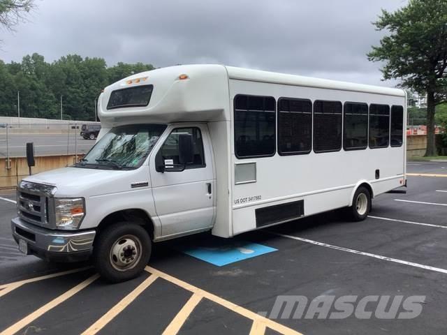 Ford E-450 Микроавтобусы