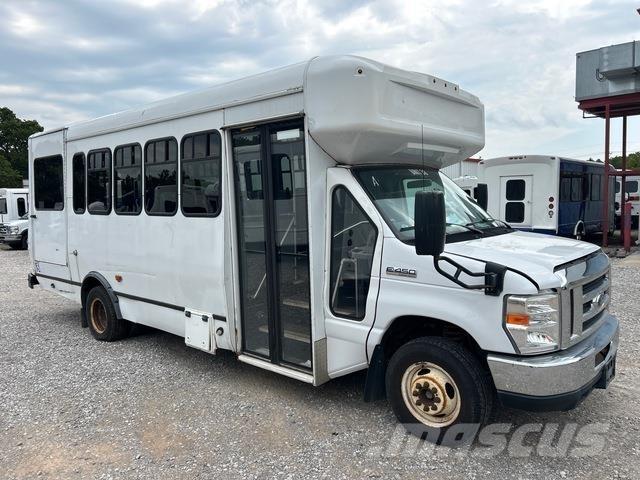 Ford E-450 Микроавтобусы