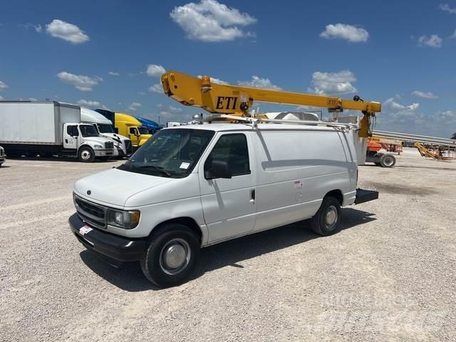 Ford E350 Грузовики-Фургоны