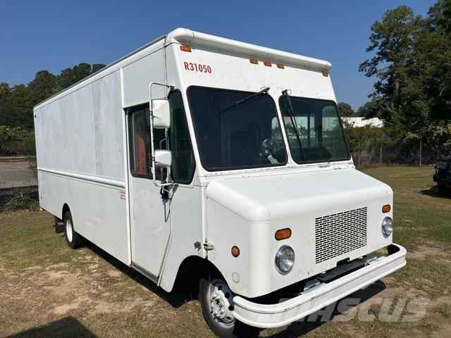 Ford Econoline Цельнометаллический фургоны