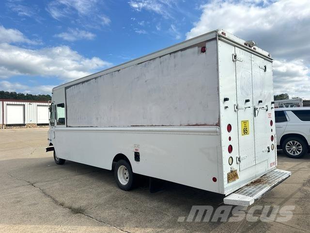 Ford Econoline Цельнометаллический фургоны
