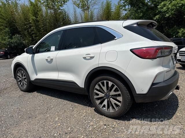 Ford Escape Легковые автомобили