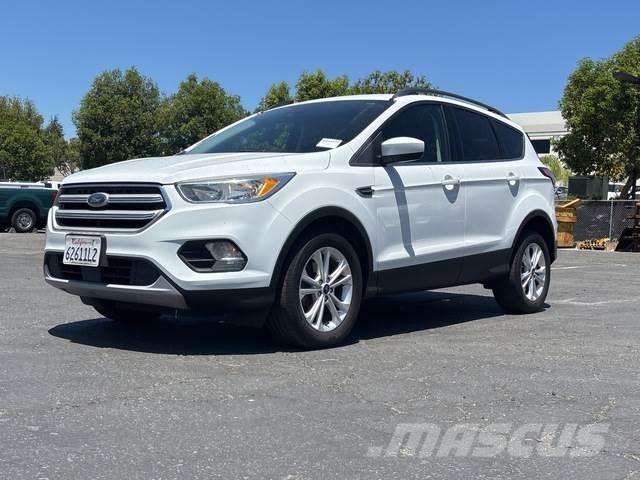 Ford Escape Легковые автомобили