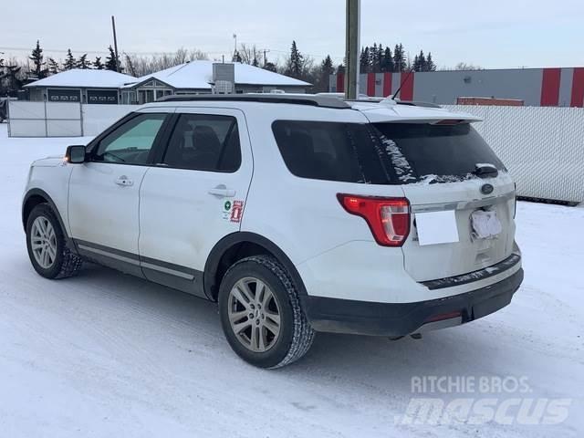 Ford Explorer Легковые автомобили