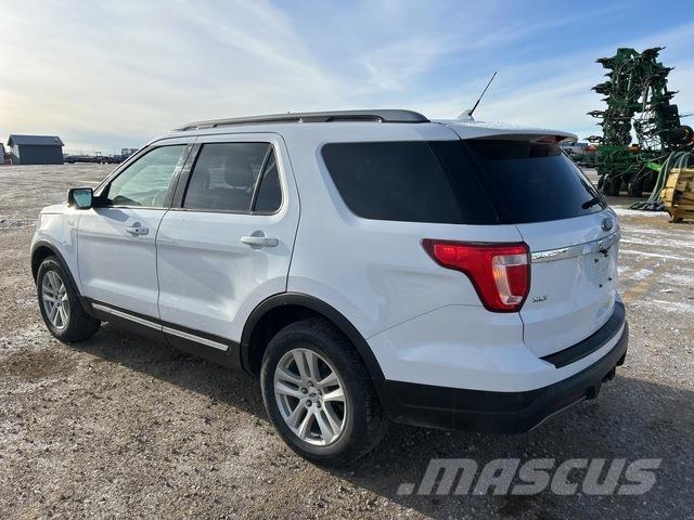 Ford Explorer Легковые автомобили