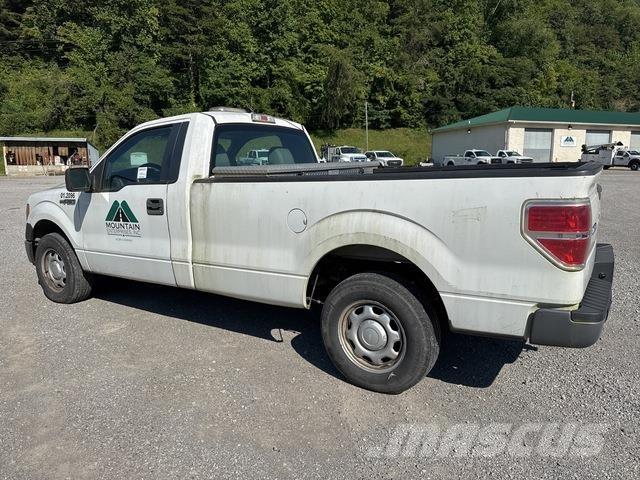 Ford F-150 Бортовые фургоны