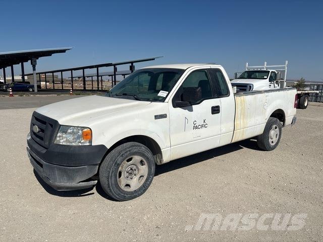 Ford F-150 Бортовые фургоны