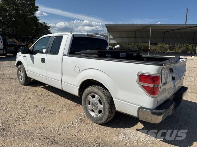 Ford F-150 Бортовые фургоны