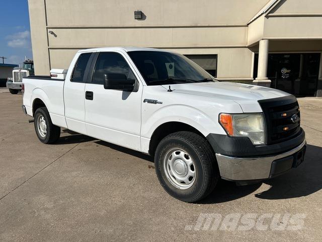 Ford F-150 Бортовые фургоны