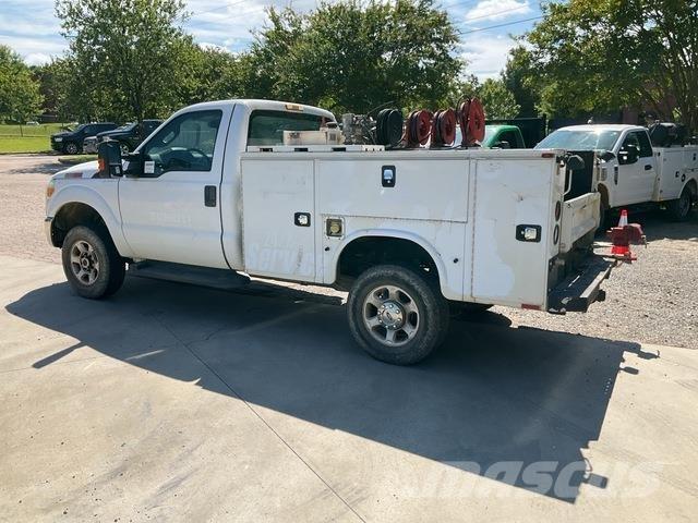 Ford F-250 Бортовые фургоны