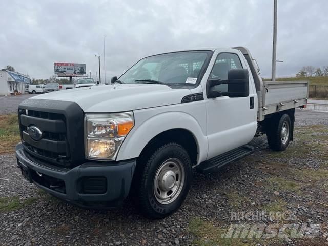 Ford F-250 Грузовики-платформы/боковая разгрузка