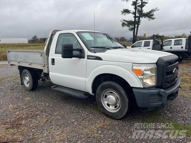 Ford F-250 Грузовики-платформы/боковая разгрузка