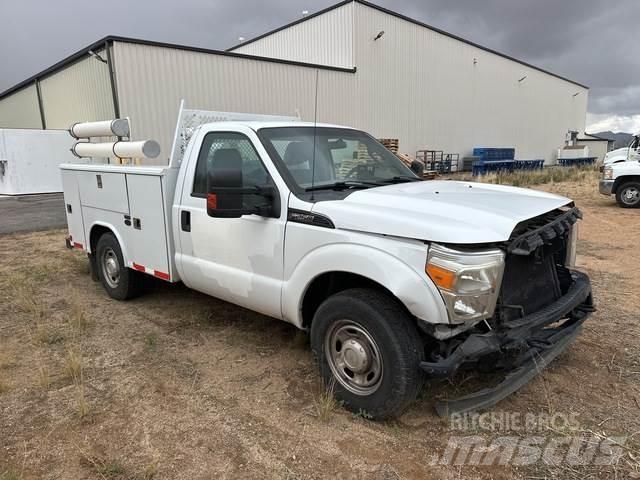 Ford F-250 Бортовые фургоны