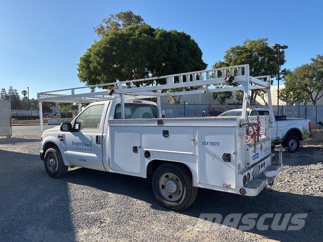 Ford F-250 Бортовые фургоны