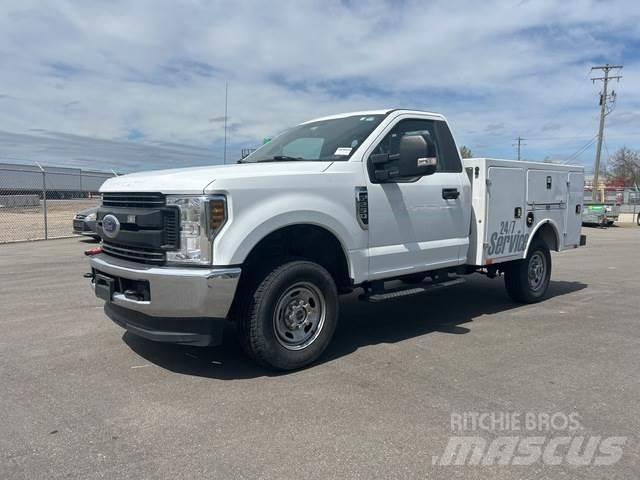 Ford F-250 Бортовые фургоны