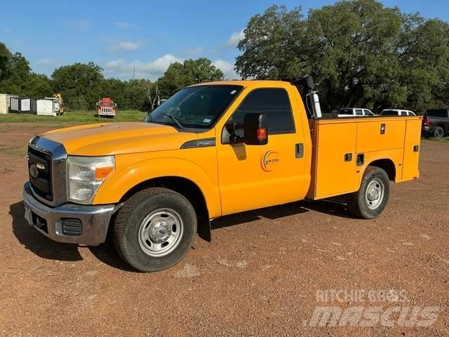 Ford F-250 Бортовые фургоны