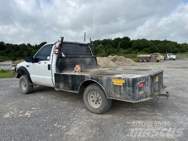 Ford F-250 Грузовики-платформы/боковая разгрузка