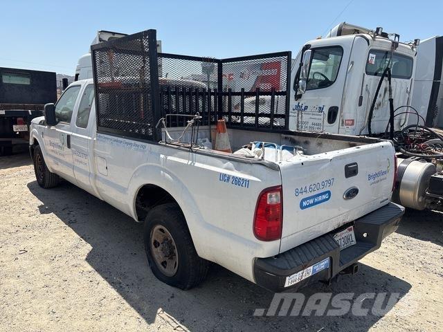 Ford F-250 Бортовые фургоны