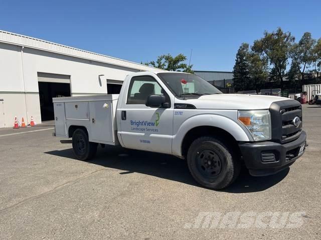 Ford F-250 Бортовые фургоны