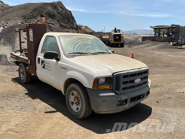 Ford F-250 Грузовики-платформы/боковая разгрузка