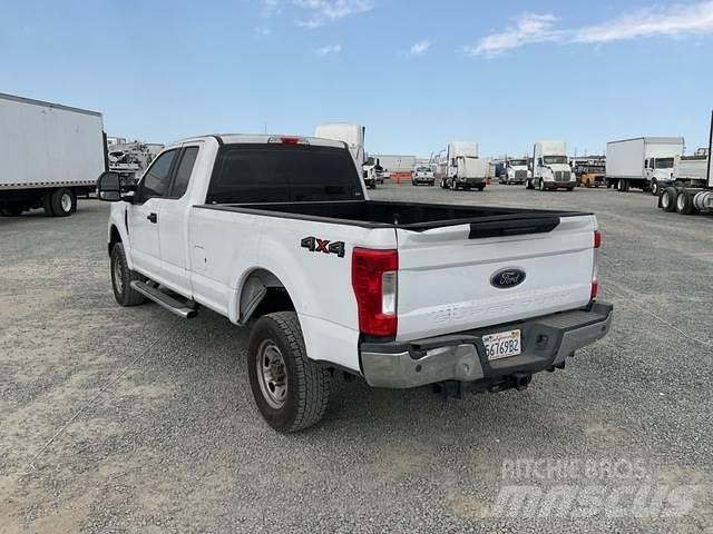 Ford F-250 Прочие фургоны
