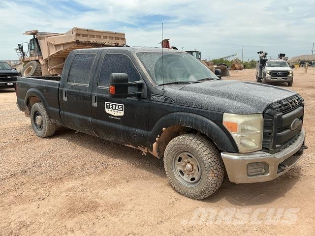 Ford F-250 Бортовые фургоны