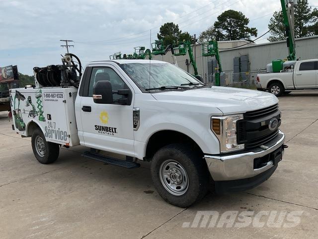 Ford F-250 Комбинированные дорожные машины