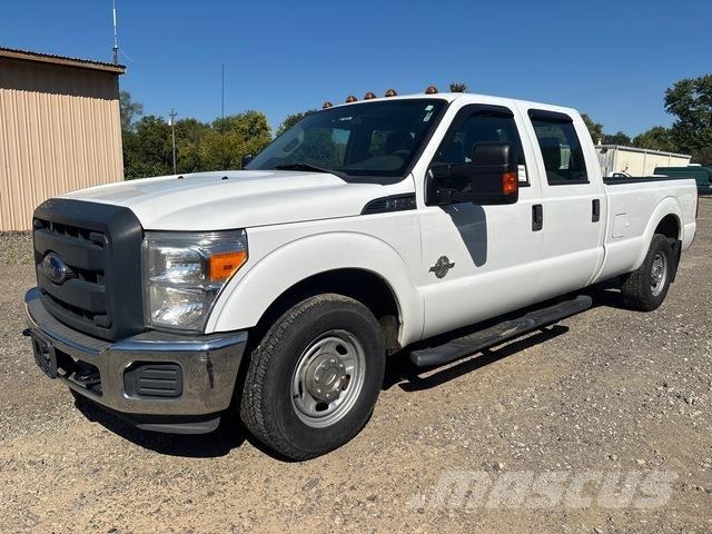 Ford F-250 Бортовые фургоны