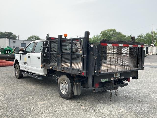 Ford F-250 Грузовики-платформы/боковая разгрузка