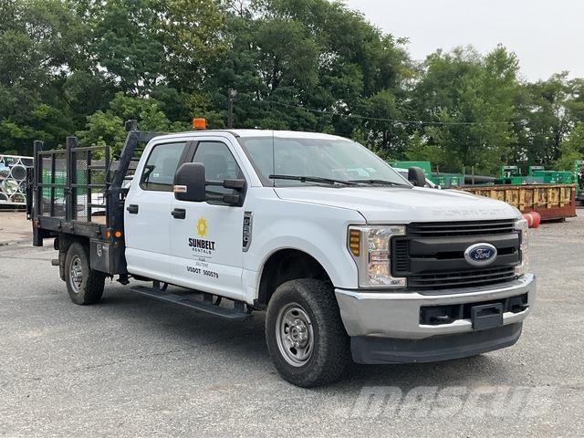 Ford F-250 Грузовики-платформы/боковая разгрузка
