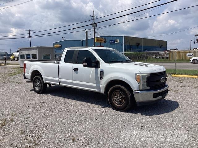 Ford F-250 Бортовые фургоны