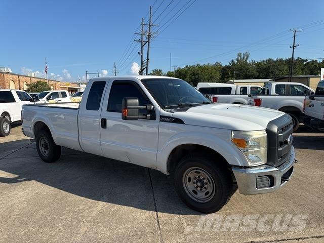Ford F-250 Бортовые фургоны