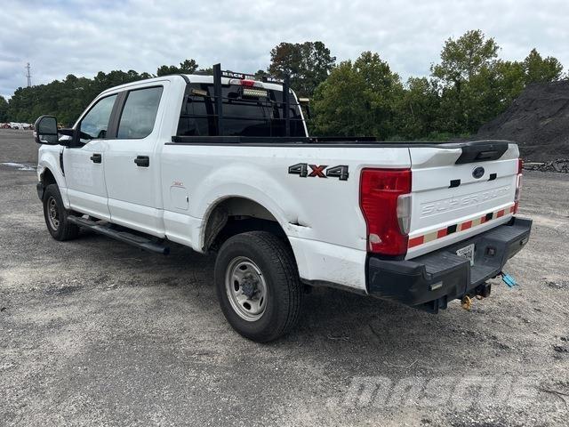 Ford F-250 Бортовые фургоны