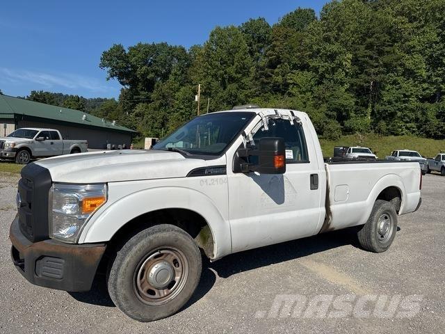 Ford F-250 Бортовые фургоны