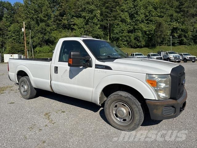 Ford F-250 Бортовые фургоны