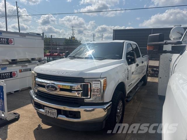 Ford F-250 Бортовые фургоны