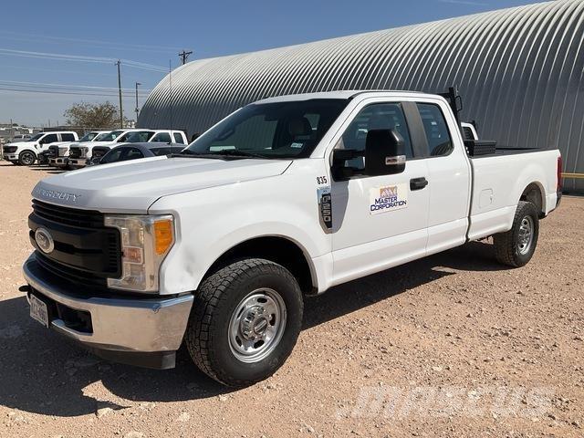 Ford F-250 Бортовые фургоны