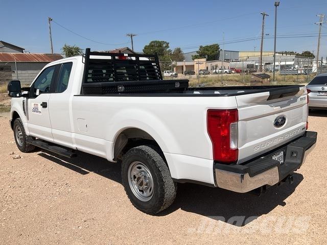 Ford F-250 Бортовые фургоны