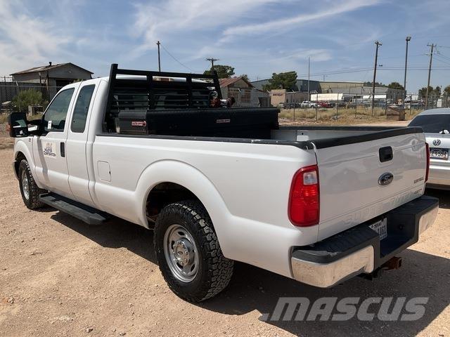 Ford F-250 Бортовые фургоны