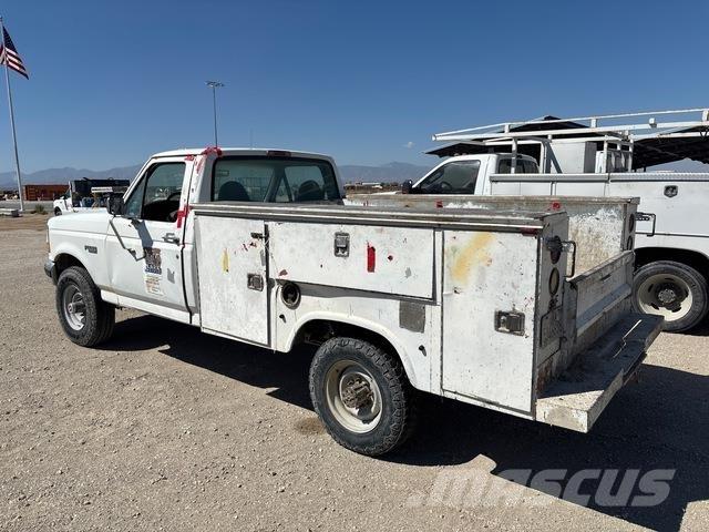 Ford F-250 Бортовые фургоны