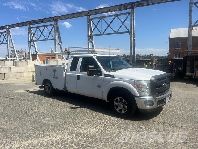 Ford F-250 Бортовые фургоны
