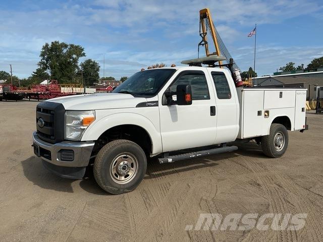 Ford F-250 Бортовые фургоны