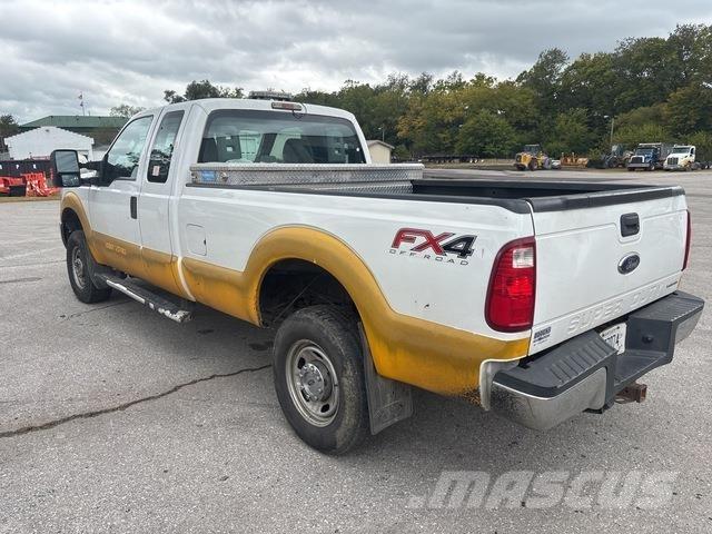 Ford F-250 Бортовые фургоны