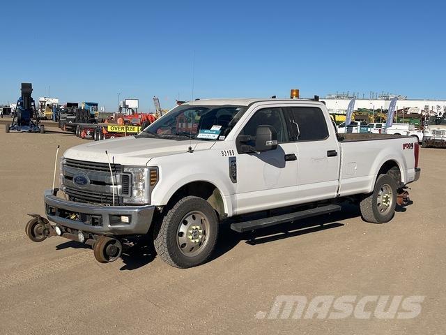 Ford F-250 Бортовые фургоны