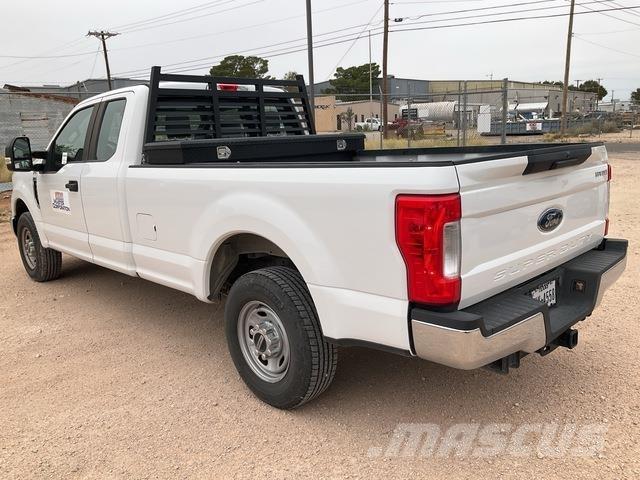Ford F-250 Бортовые фургоны