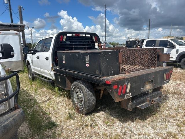 Ford F-250 Грузовики-платформы/боковая разгрузка