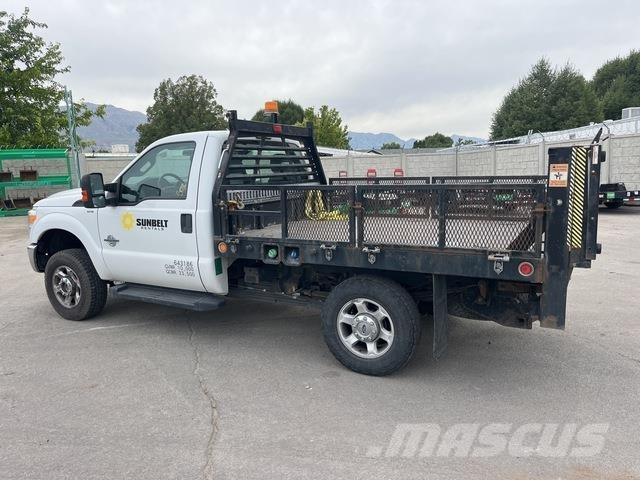 Ford F-250 Грузовики-платформы/боковая разгрузка