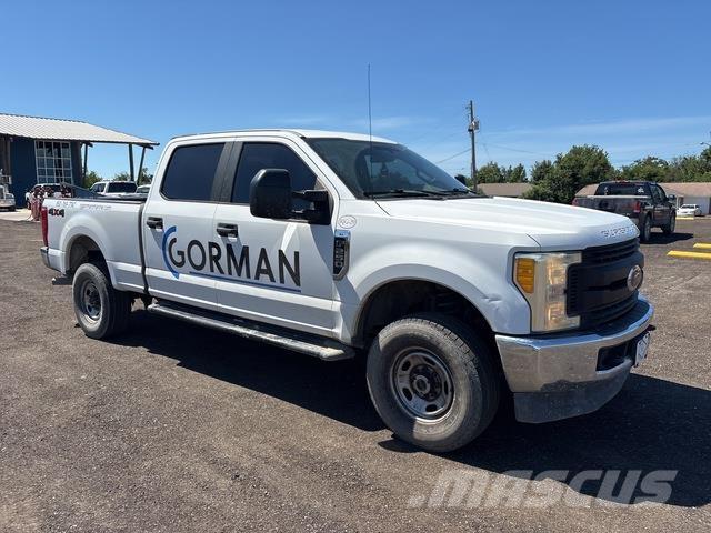 Ford F-250 Бортовые фургоны