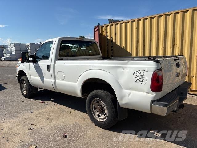 Ford F-250 Бортовые фургоны