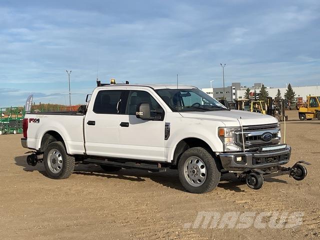 Ford F-250 Бортовые фургоны